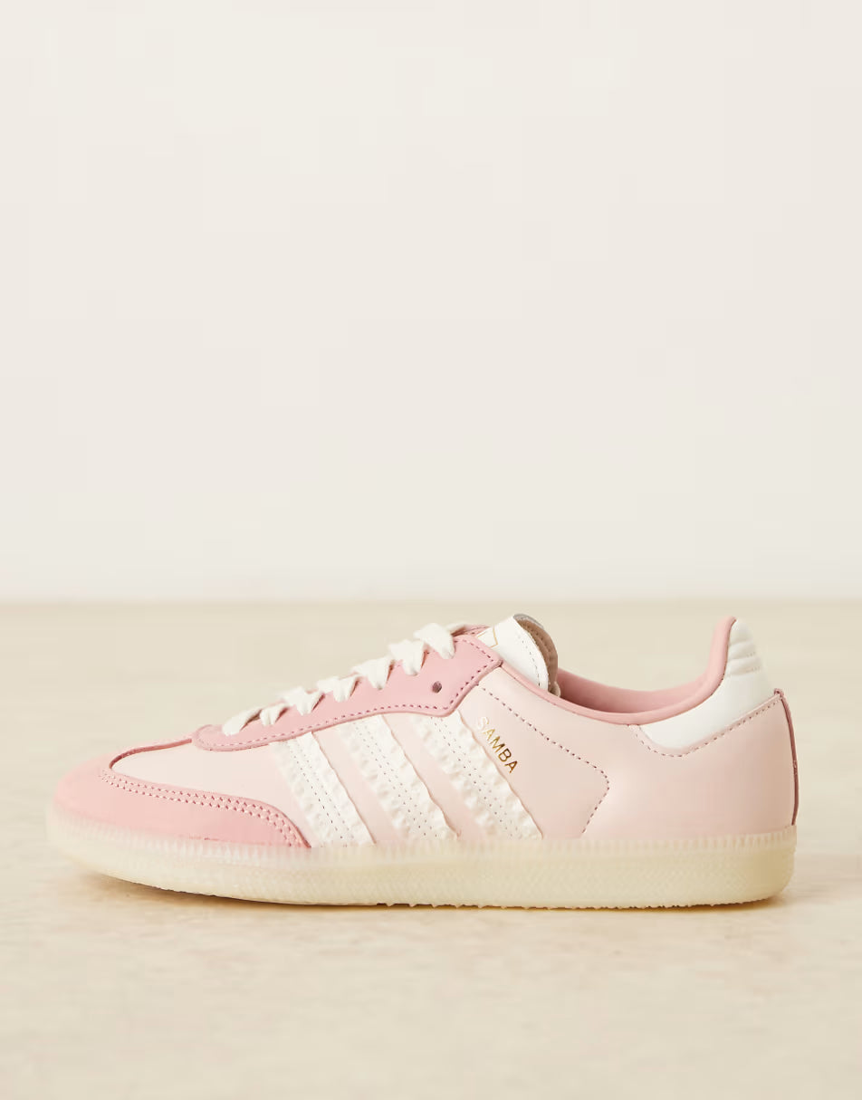 Baskets basses rétro à détails volantés – Style urbain